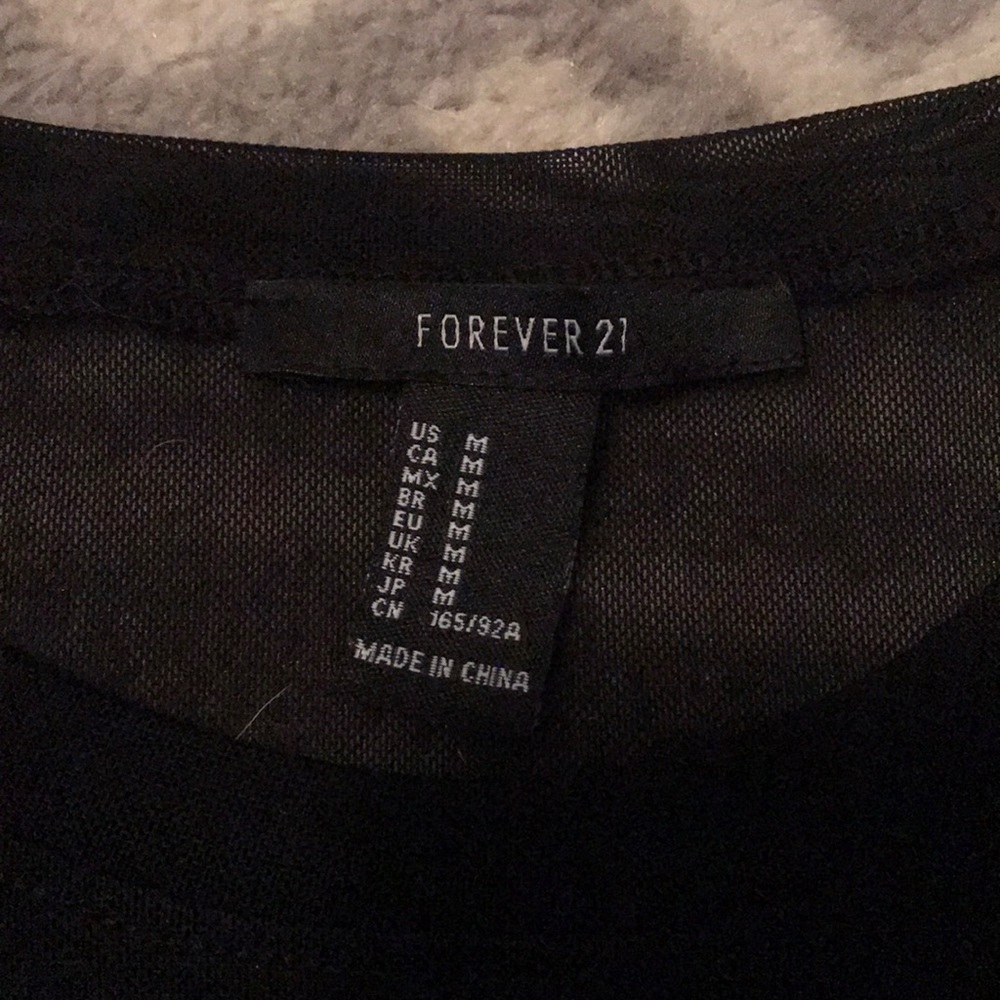 Mesh top - Picture 2 of 3